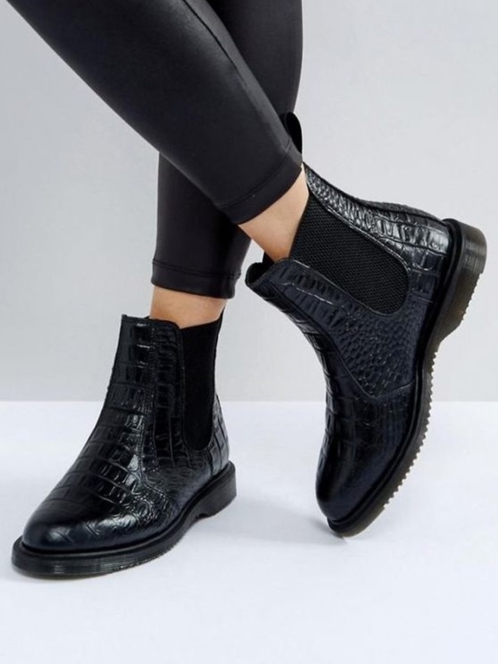 Dr. Martens Flora Croc Chelsea Boot Black Leather Embossed Ankle Grunge Punk 8